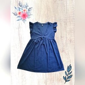 Size M tall blue summer dress.
